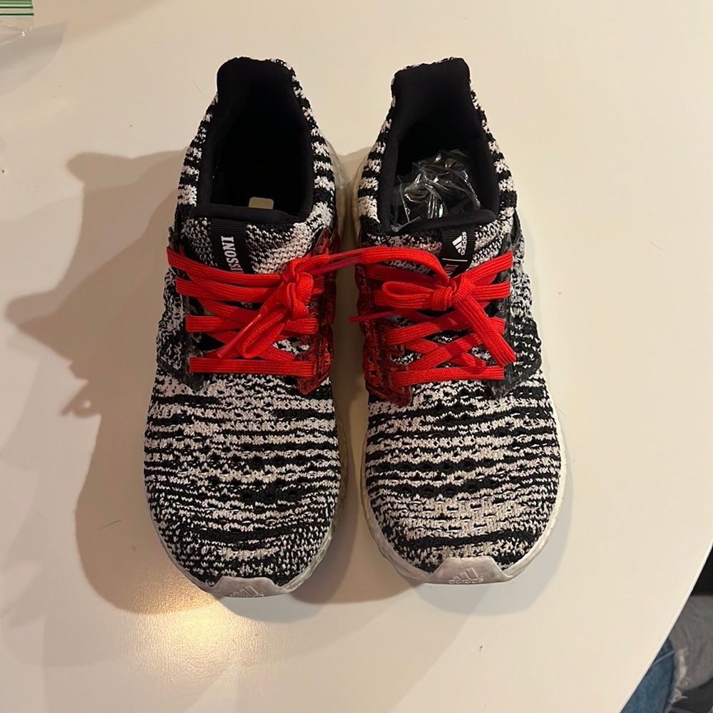 Adidas X Missoni size 5 men’s (women’s 6.5)
